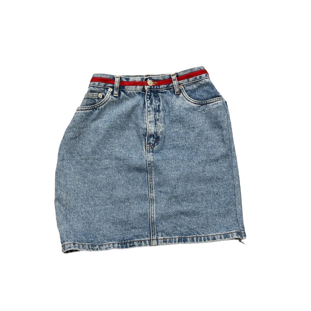 Tommy hilfiger skirt (read description)